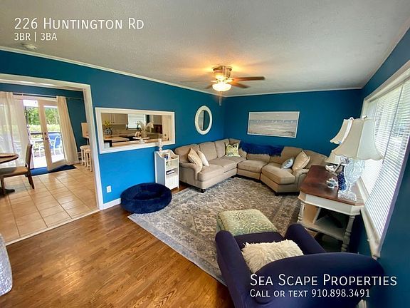 3rd image of 226 Huntington Rd