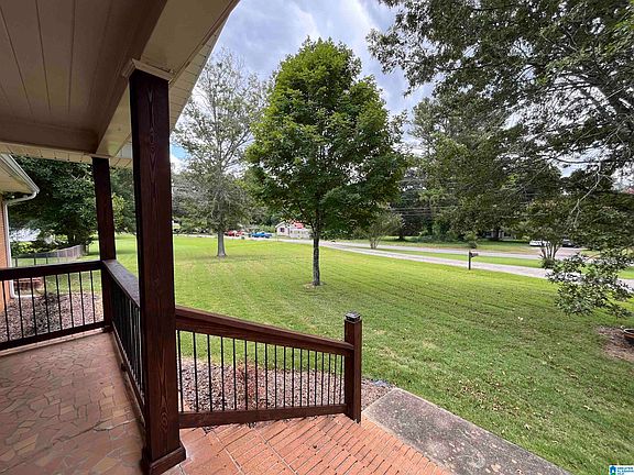 4th image of 1103 Alexandria Rd