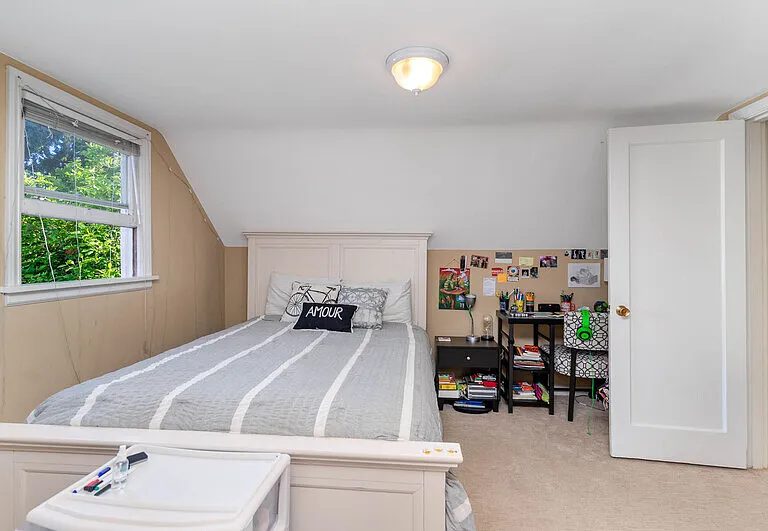 5051 Harold Pl NE — Photo 17