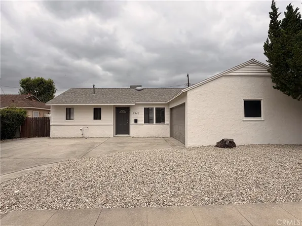 7943 Newcastle Ave, Reseda, CA 91335