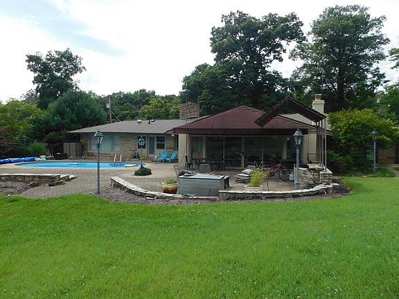 3rd image of 1481 Middle Bellville Rd