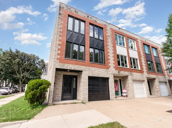 558 W 45th St, Chicago, IL 60609