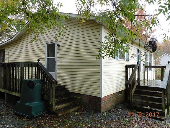 5th image of 308 Broad St