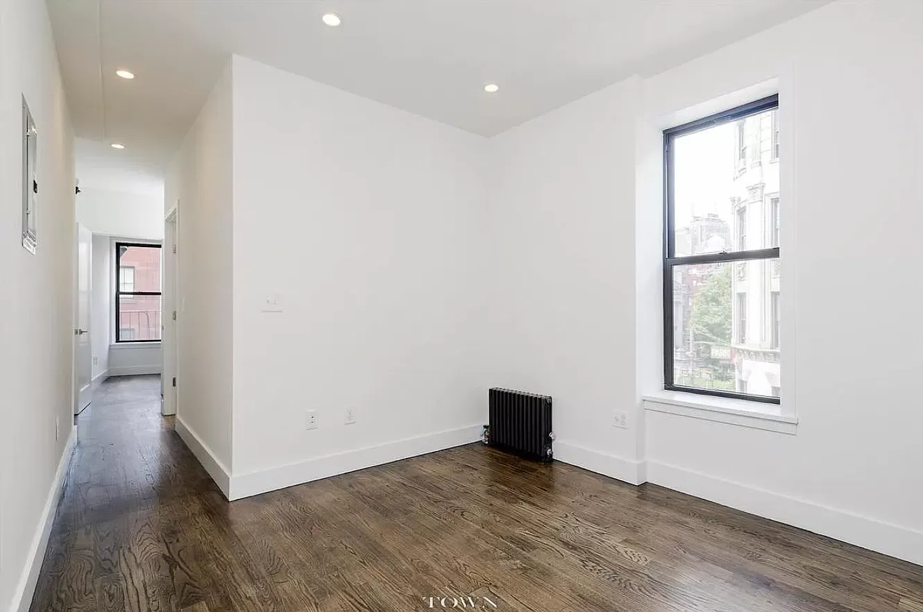 178 Mulberry Street — Photo 2