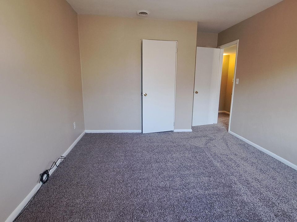 113 Pine Dr New Stanton PA Zillow