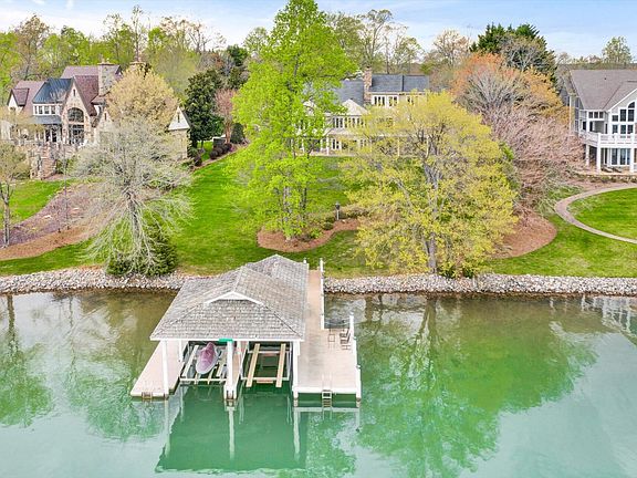 4th image of 106 Island View Dr