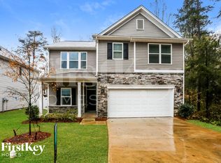 9347 Sloan Forest Dr, Charlotte, NC 28215