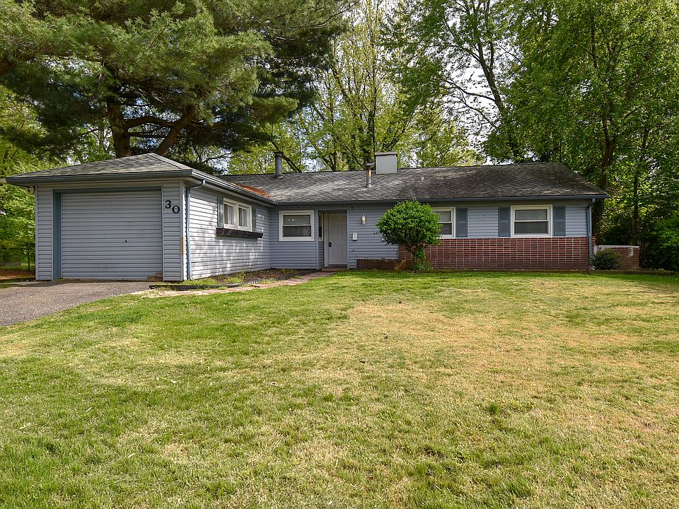 1st image of 30 Sheffield Dr