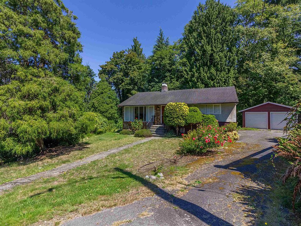 1st image of 446 Northcliffe Cres