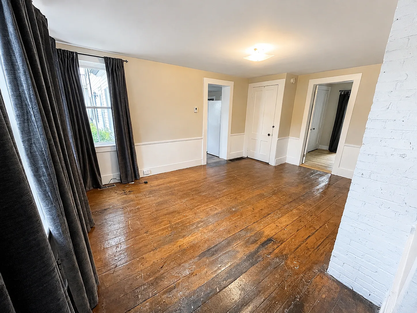 3 bed, $1,750 — Photo 2