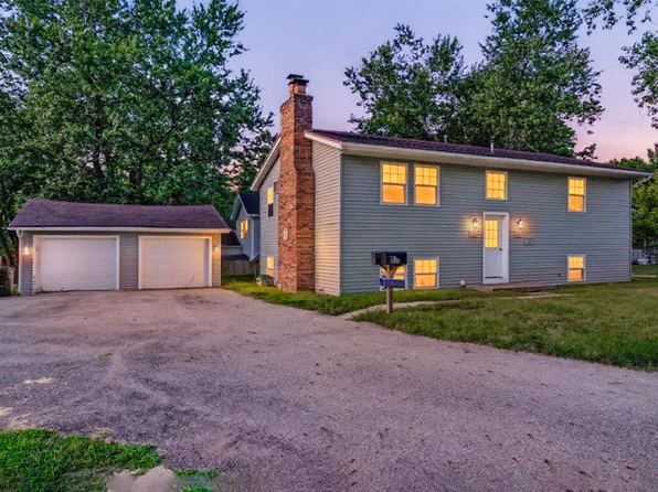 420-422 West St, Grand Ledge, MI 48837