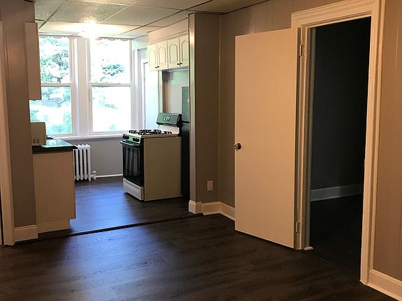 2nd image of 671 Clinton Ave #1