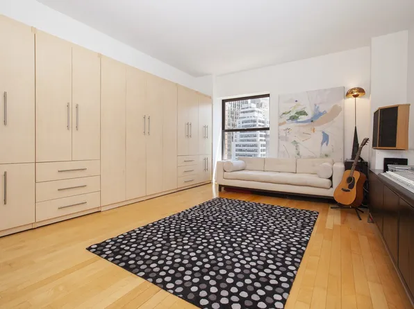 20 West Street image 3 of 16