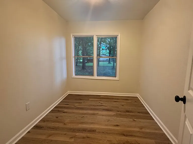 2204 Barnhill Rd — Photo 11