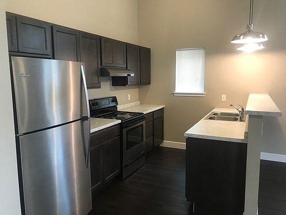 2nd image of 819 Charlo St APT 101