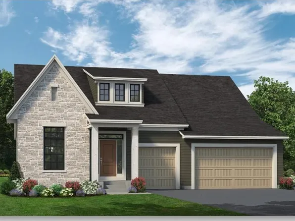 751 W 96th St, Chanhassen, MN 55317