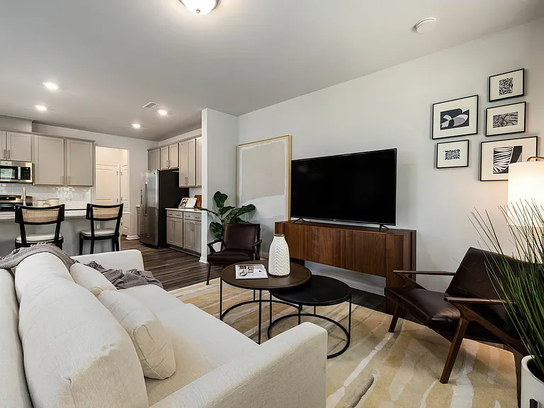 ABODE Reams Pointe