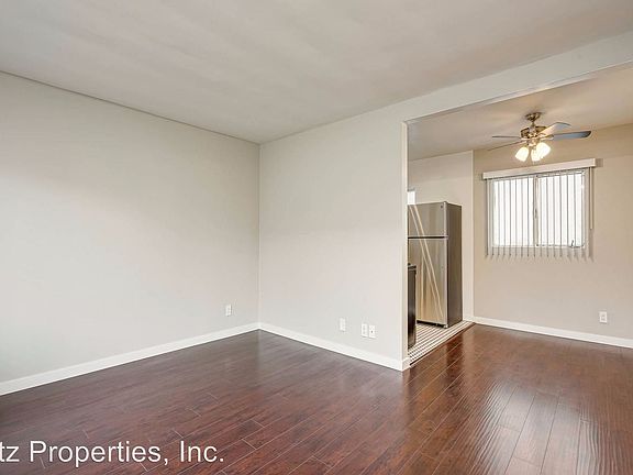 4th image of 1229 N Flores St #8