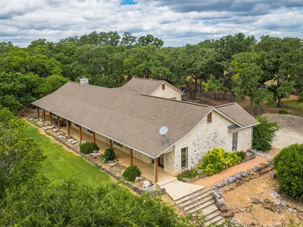 118 Re Ranch Rd, Kerrville, TX 78028