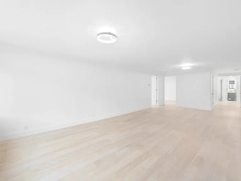 920 Park Ave #12B — Photo 4