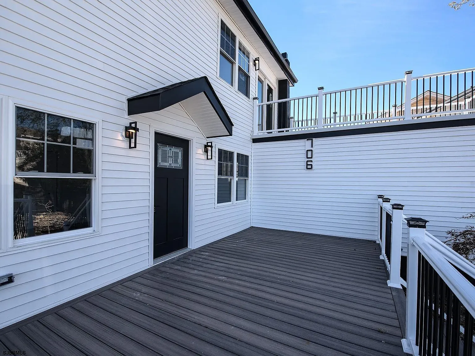 4 bed, 1600 sqft, $3,000 — Photo 2