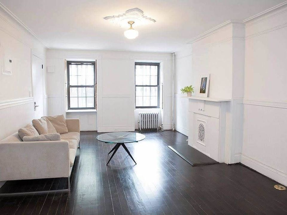 1st image of 1163 Putnam Ave #1