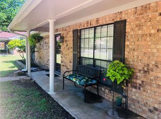 585 Sherwood Ln, Fairfield, TX 75840