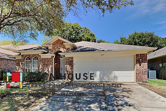 1st image of 1937 Torrey Pine Dr