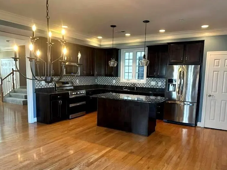 113 Henry Stoupe Way — Photo 3