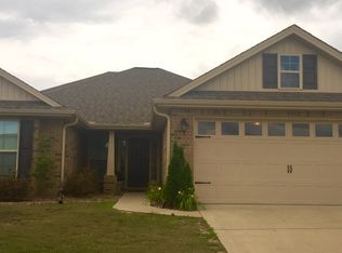 6912 Breyerton Way SE, Owens Cross Roads, AL 35763