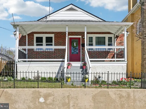 207 Amelia St, Mont Clare, PA 19453