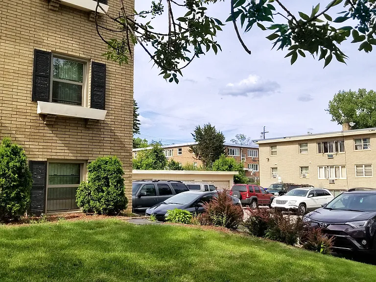 English Conway Place — Photo 20