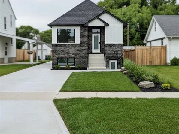 2451 Westminster Blvd, Windsor, ON