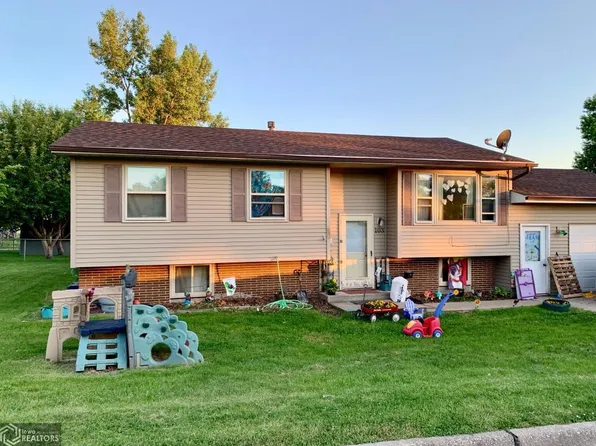 103 Sherrie Ln, New London, IA 52645