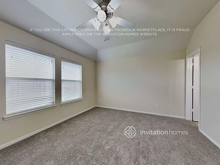 19235 Sandelford Dr — Photo 7