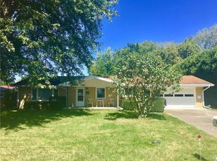 202 Mulberry Rd, Chesterfield, IN 46017