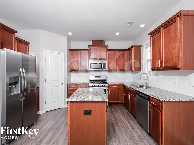 636 Starry Sky Dr — Photo 6