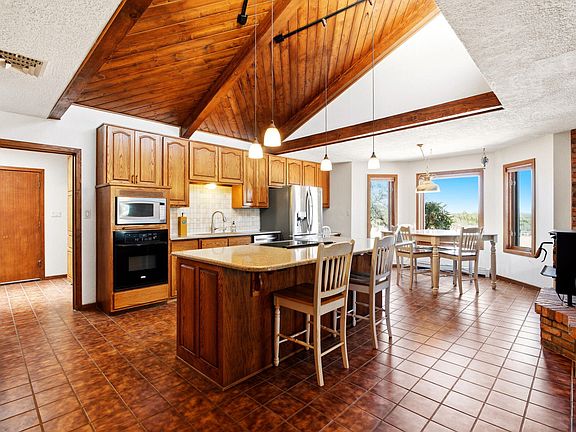 5th image of 489 El Rey Dr