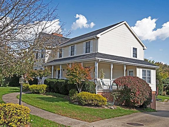 4th image of 413 Woodcock Dr