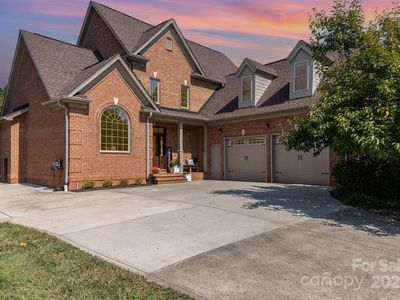 6075 Willow Farm Dr, Denver, NC, 28037