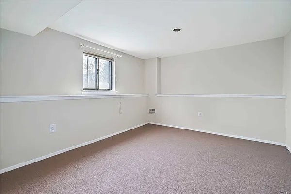 Sold by Century 21 Amiable Realty Group II Inc | media 15