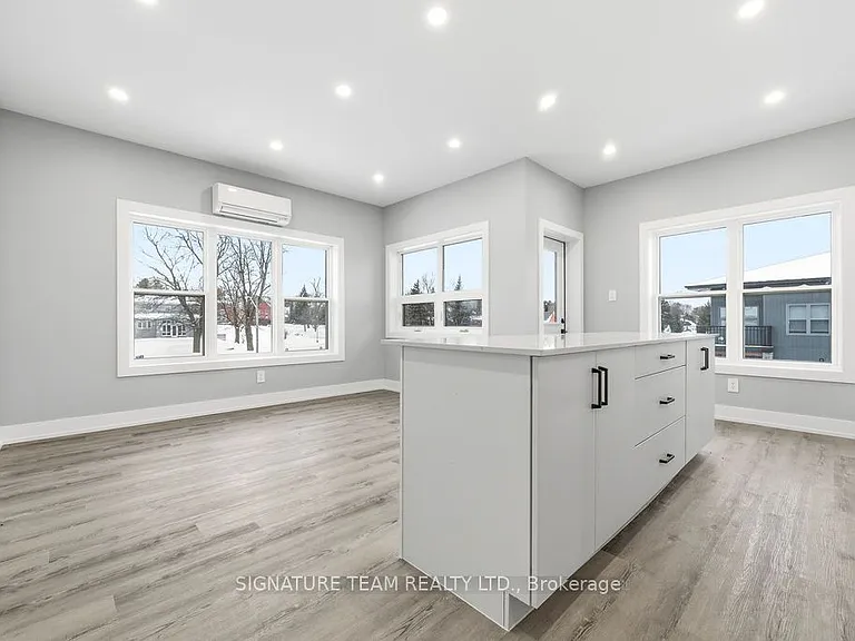 78B Queen St #301 — Photo 13