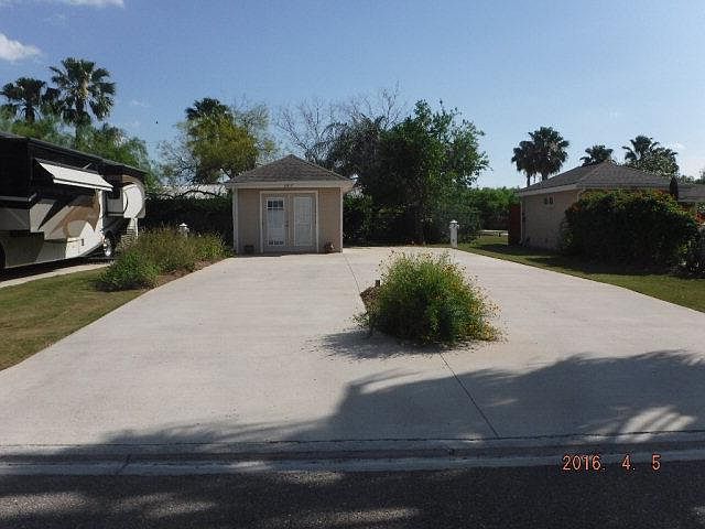 1st image of 4017 Lark Dr