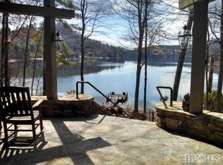 23 Stillpoint Ln, Glenville, NC 28736