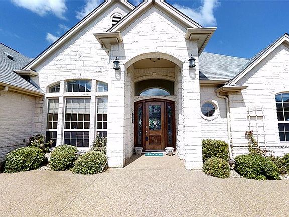 2nd image of 2605 Harborside Dr