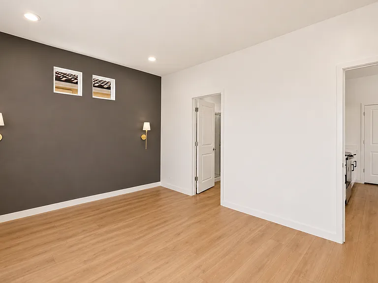 18128 W Soft Wind Dr — Photo 11