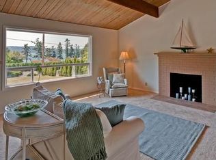 15821 Snee Oosh Rd, La Conner, WA 98257