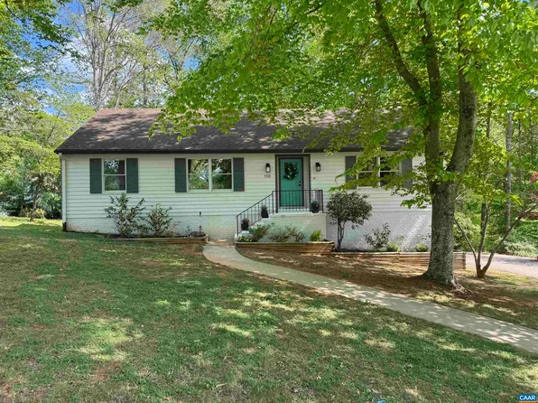 110 Carrsbrook Ct, Charlottesville, VA 22901