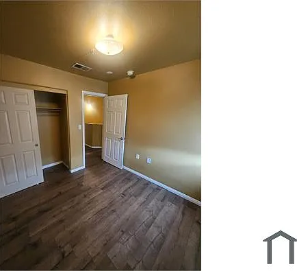 887 E 40th Pl #C — Photo 11