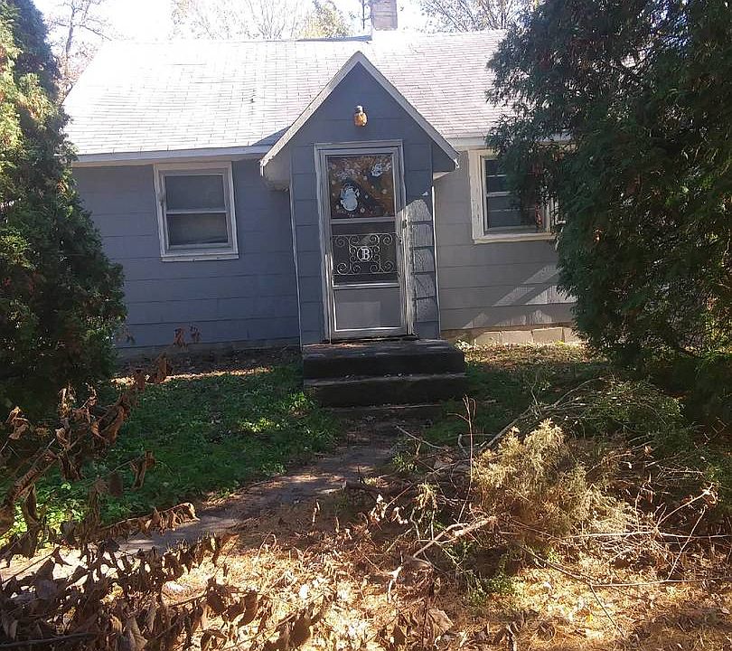 1st image of 1605 Woodbine Dr